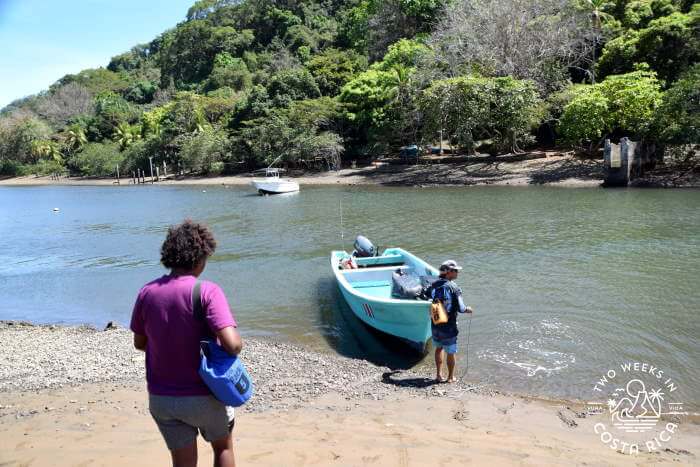 Boat to Playa Muertos